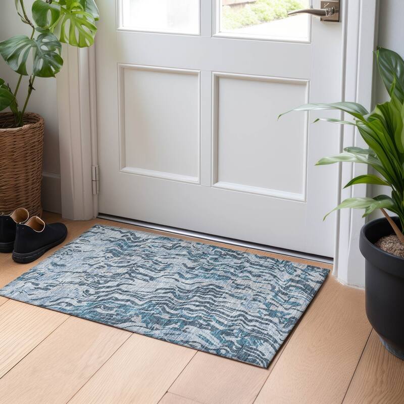 Machine Washable Indoor/ Outdoor Abstract Flow Chantille Rug - Sky - 1'8" x 2'6"