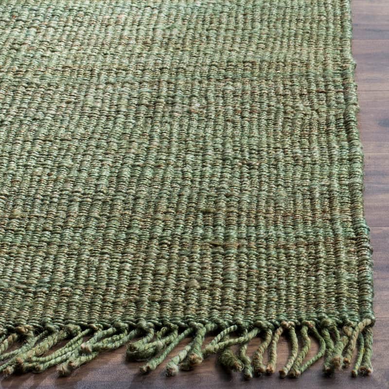 SAFAVIEH Handmade Natural Fiber Eybjorg Jute Fringe Rug