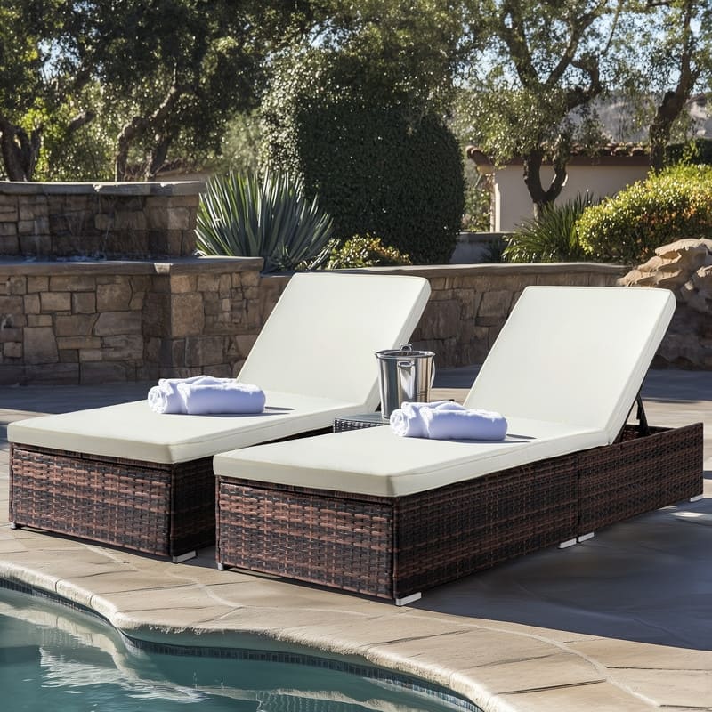 Outdoor Wicker Single Chaise Lounge with Cushion