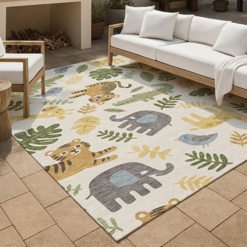 Machine Washable Indoor/ Outdoor Whimsy Safari Animals Chantille Rug