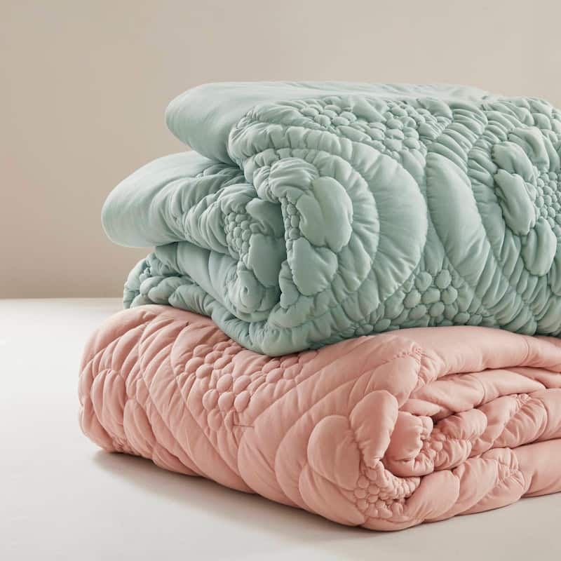 Madison Park Elise Comforter Set
