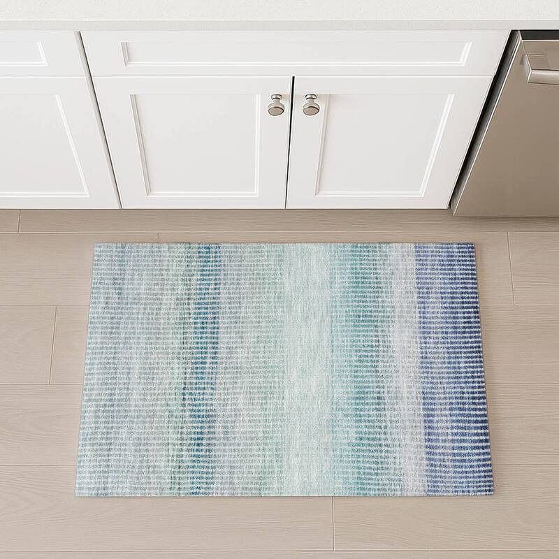Machine Washable Indoor/ Outdoor Contemporary Stripes Chantille Rug