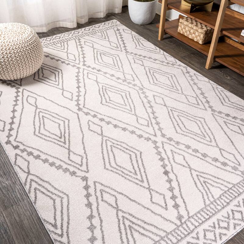 JONATHAN Y Pele Moroccan Style Diamond Area Rug