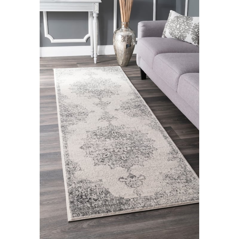 Nuloom Vintage Persian Medallion Faded Area Rug