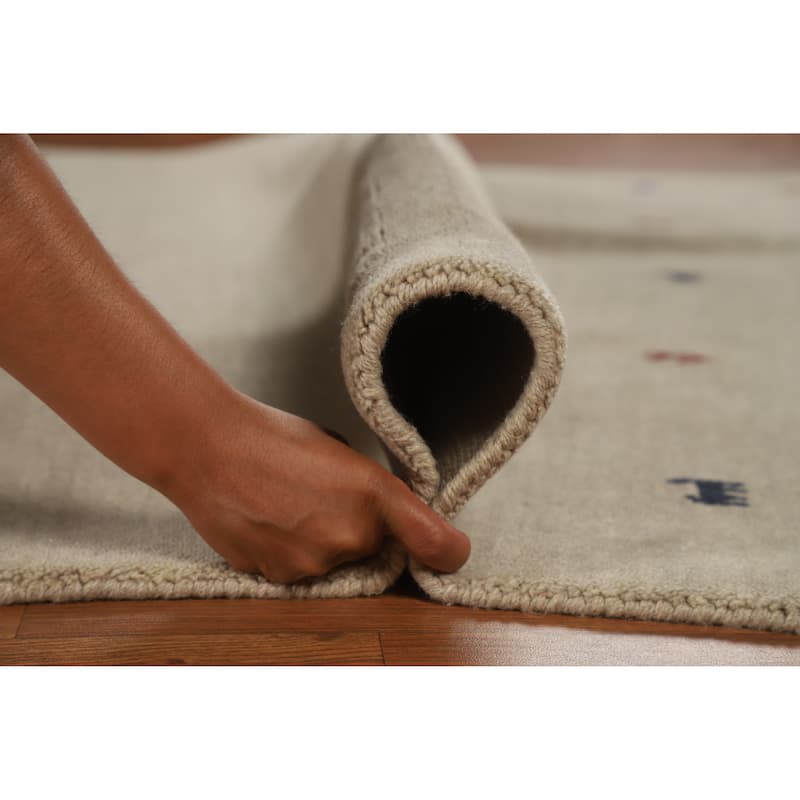 Hand Knotted Oriental 100% Wool Carpet Tribal Animal Pictorial Beige & Ivories Gabbeh Area Rug - 7' 7'' X 5' 4''