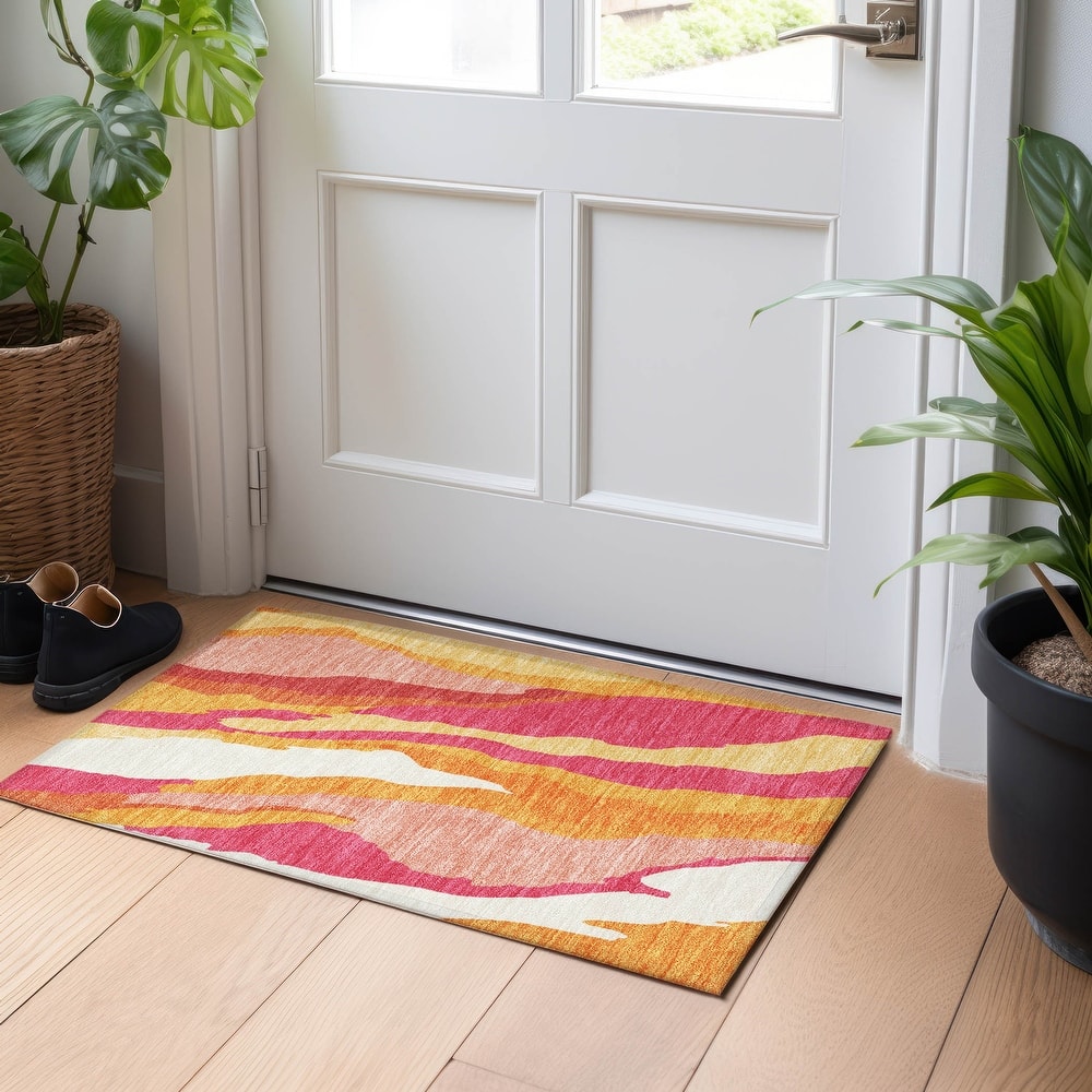 Machine Washable Indoor/ Outdoor Abstract Contemporary Chantille Rug