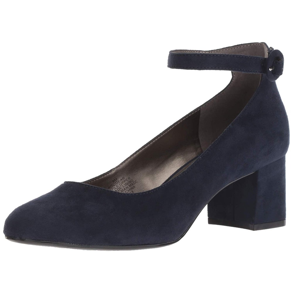 bandolino strappy heels