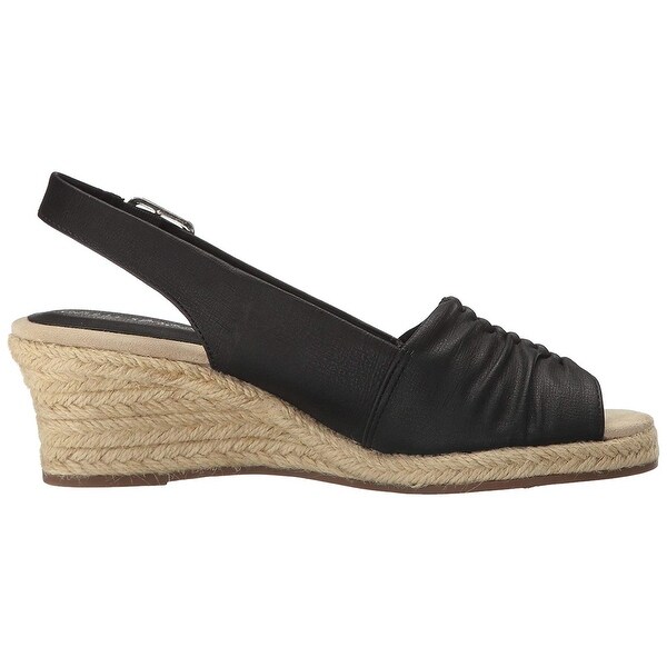 easy street kindly sandals