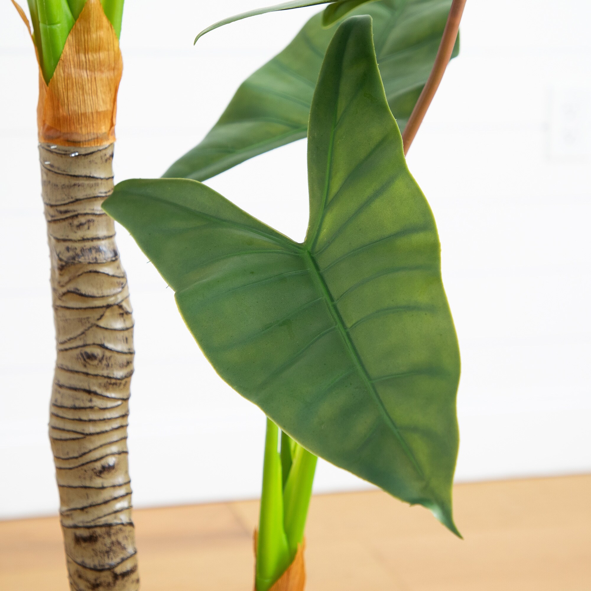 Arrowhead Philodendron Artificial Plant with White Planter - 5.5' - Bed  Bath & Beyond - 42766793