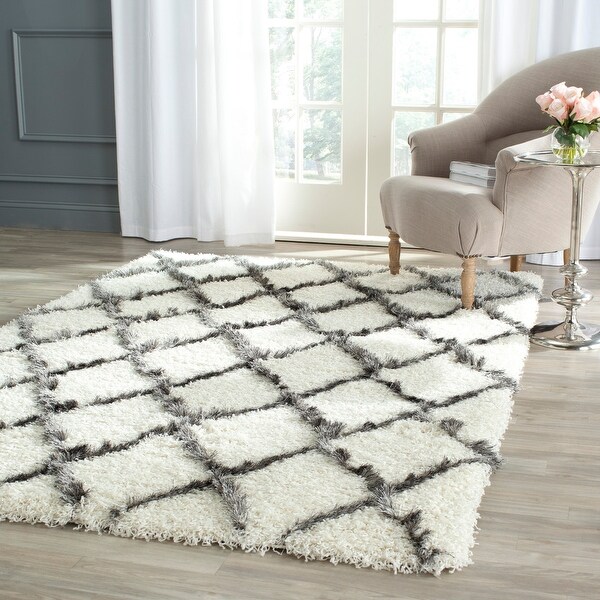 Safavieh Moroccan Shag Ferah Rug. Opens flyout.