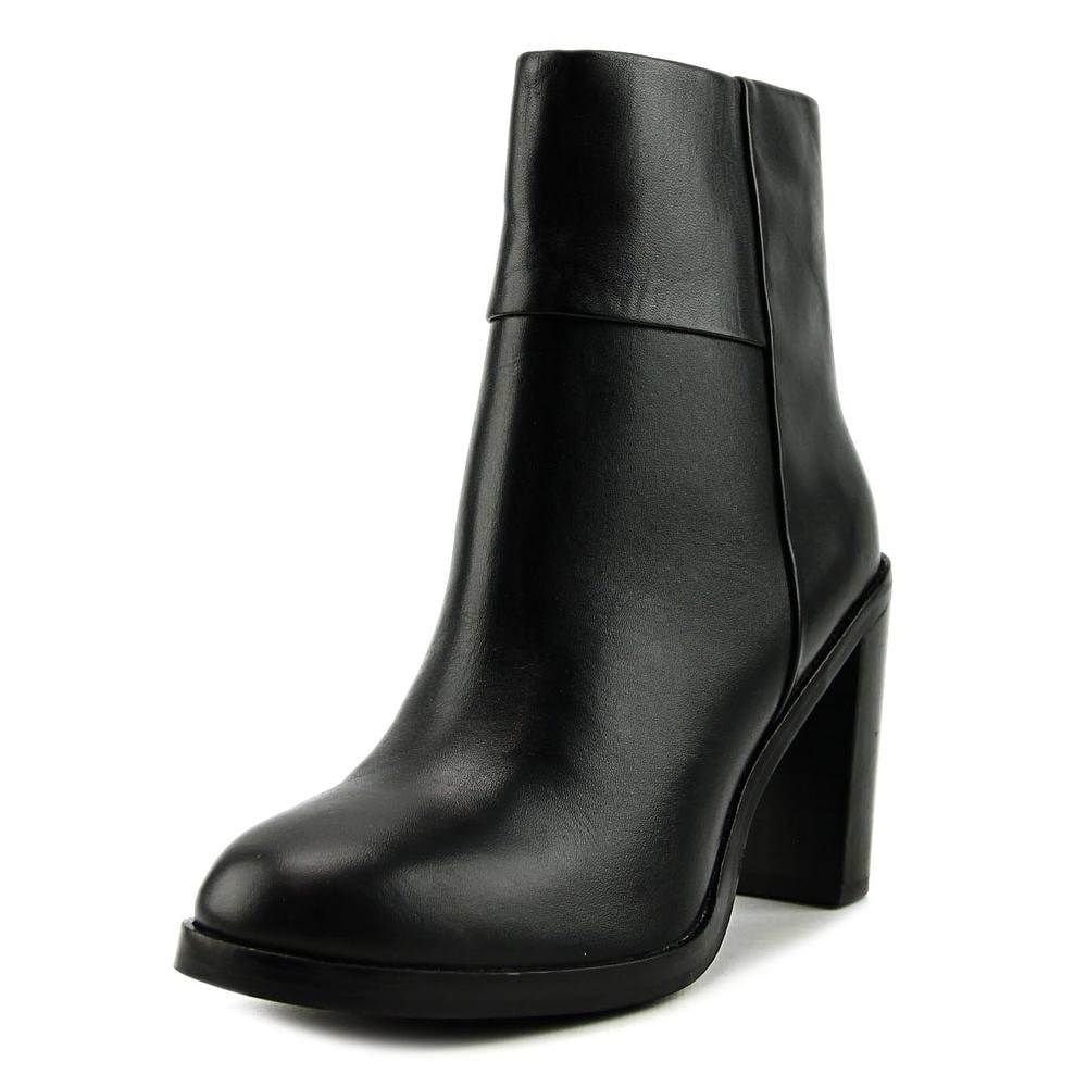 Gentle Souls by Kenneth Cole Flora Waterproof Ankle Suede Booties Womens 8.0M