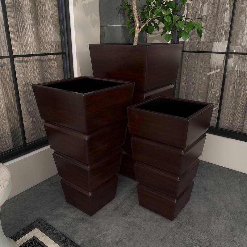 Brown Metal Light Weight Indoor Outdoor Planter with Tapered Base and Fluted Design (Set of 3)