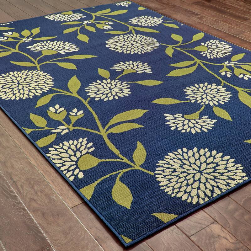 Catalina Chrysanthemum Floral Indoor/ Outdoor Rug
