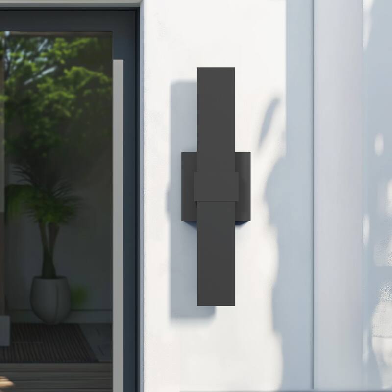 1-Light Black/White Aluminum LED Outdoor Wall Sconce