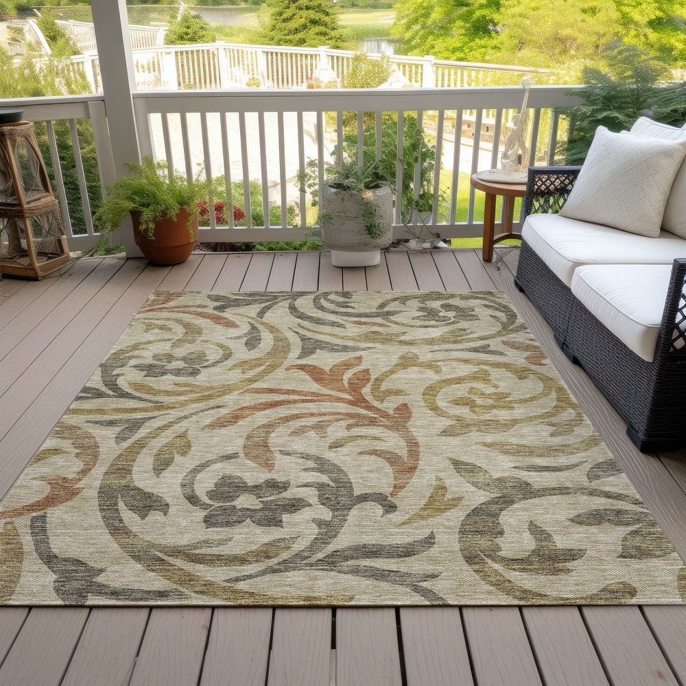 Machine Washable Indoor/ Outdoor Chantille Floral Scroll Rug