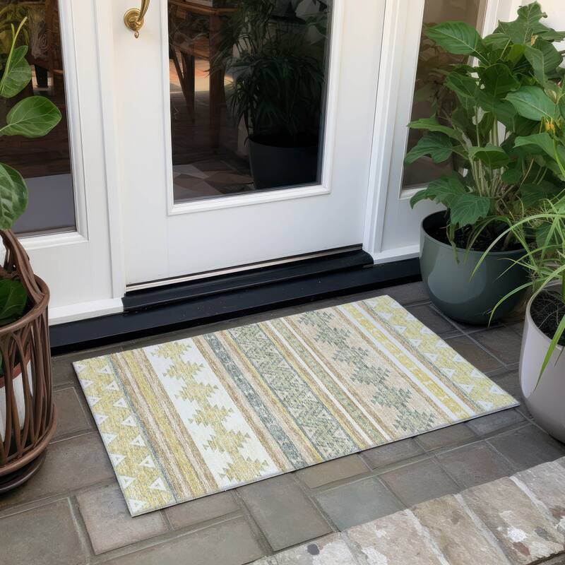 Machine Washable Indoor/ Outdoor Global Heston Chantille Rug - Ivory - 1'8" x 2'6"