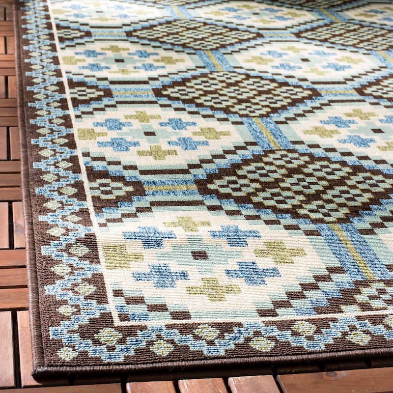 SAFAVIEH Veranda Paquita Indoor/ Outdoor Waterproof Patio Backyard Rug