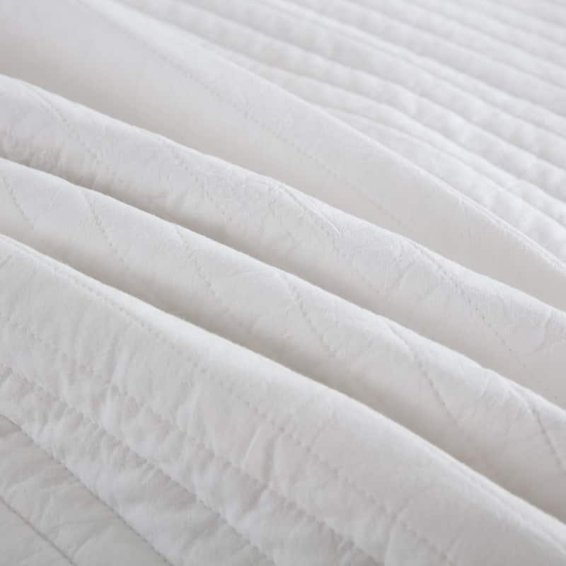 3 Piece 100% Cotton White Striped Quilt Set