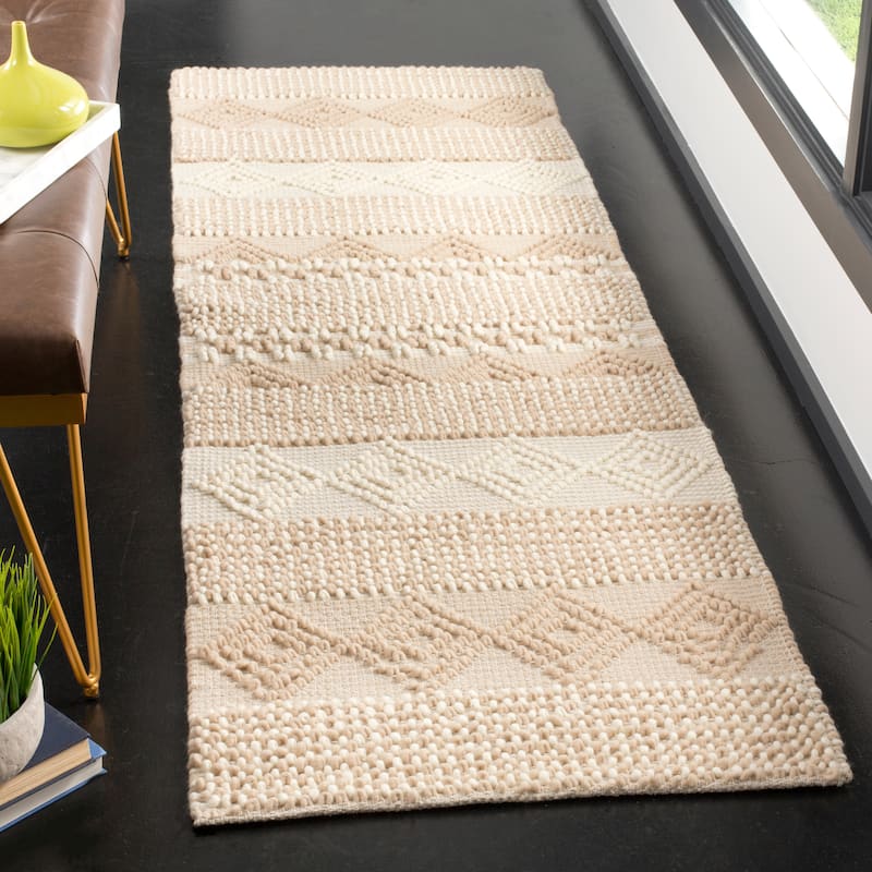 SAFAVIEH Handmade Natura Annedorte Wool Rug - 2'3" x 8' Runner - Beige/Ivory - Runner