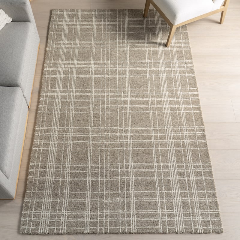 Nuloom Tirza Plaid Wool Area Rug - 4' x 6' - Sand