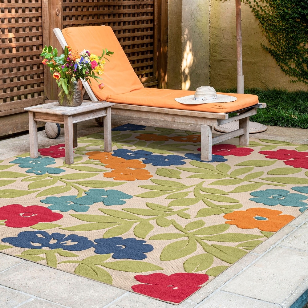 Origin Coastal Floral Indoor/Outdoor Area Rug