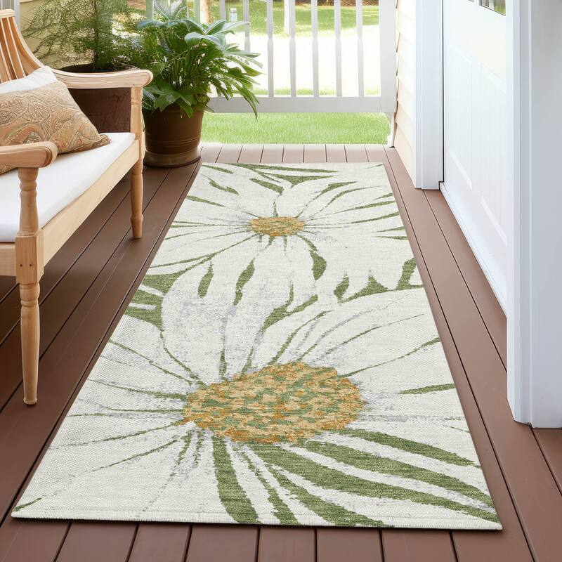 Machine Washable Indoor/ Outdoor Floral Chantille Rug - Green - 2'3" x 7'6"