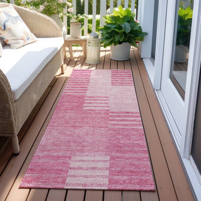 Machine Washable Indoor/ Outdoor Chantille Geometric Contemporary Rug
