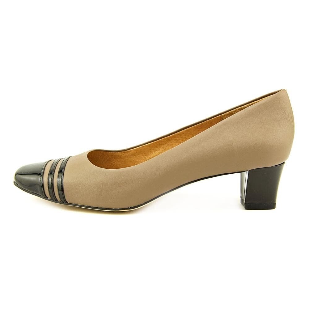 best pumps for narrow heels