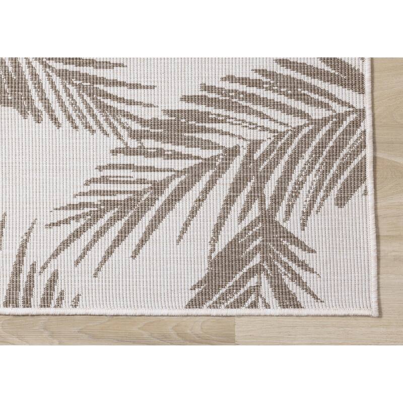 Taupe Cream Reversible Leaves Indoor/Outdoor Area Rug