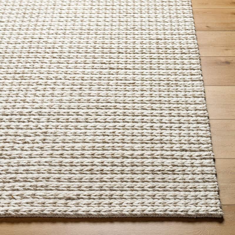 Livabliss Sundance Casual Dots Area Rug
