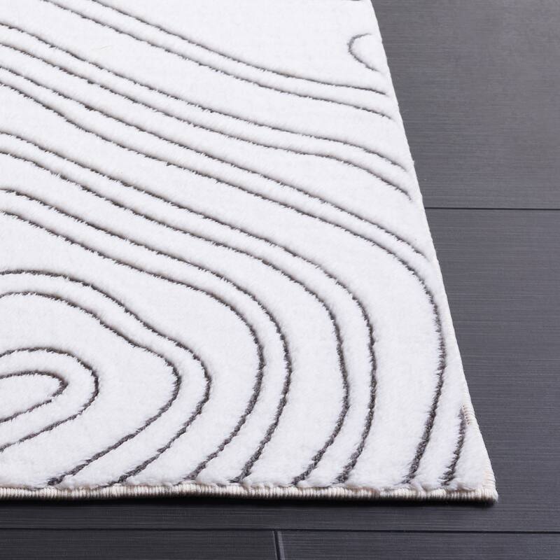 SAFAVIEH Versailles Ona Traditional Rug