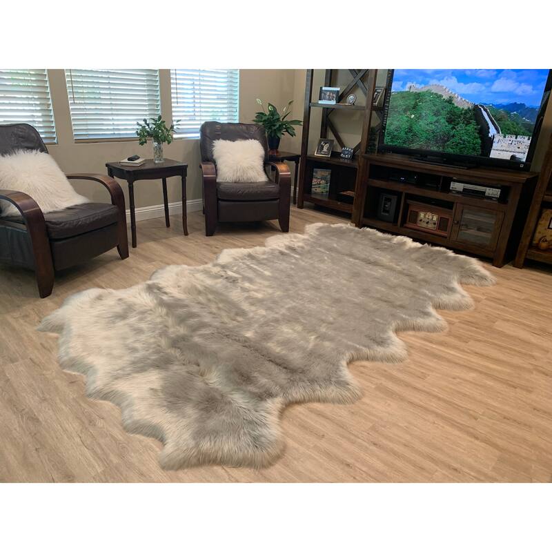 Highland Select Natural Long Wool Sheepskin 12 Pelt Shag Rug - 5'5" x 9'2"