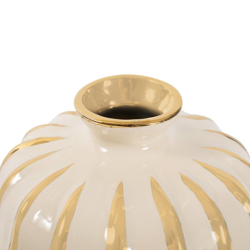 Regalia Vase Large