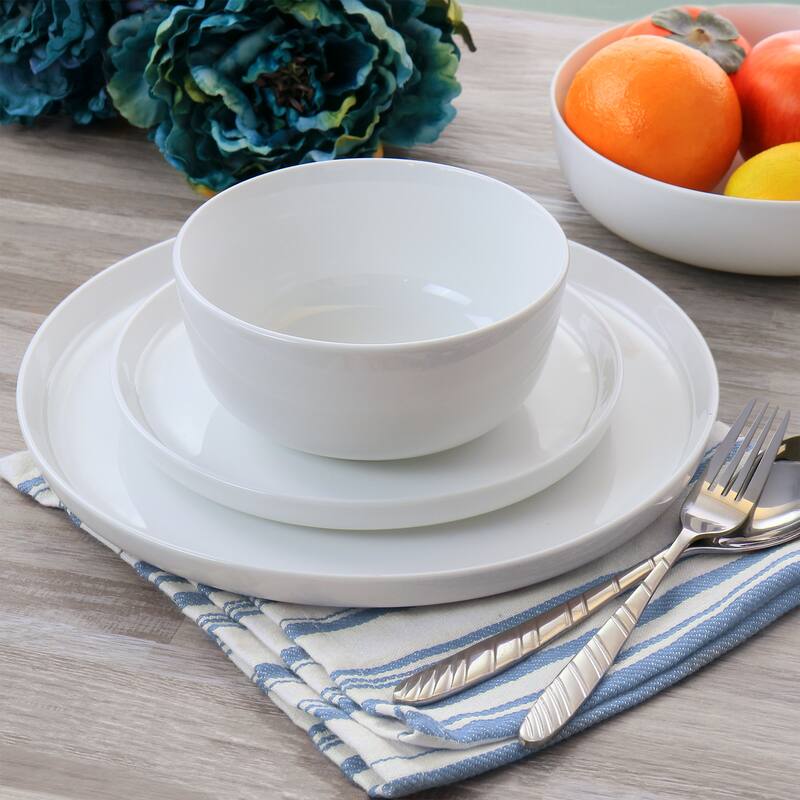 Pristine 16 Piece Round Fine Ceramic Dinnerware Set in White