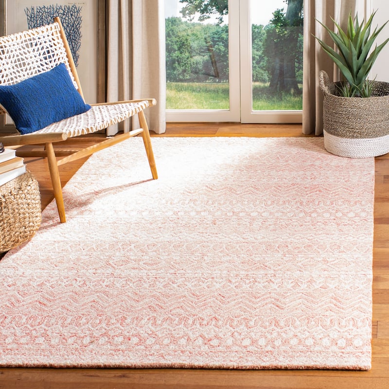 SAFAVIEH, Handmade Micro-Loop Fedosia Wool Rug - 2' x 3' - Pink/Ivory