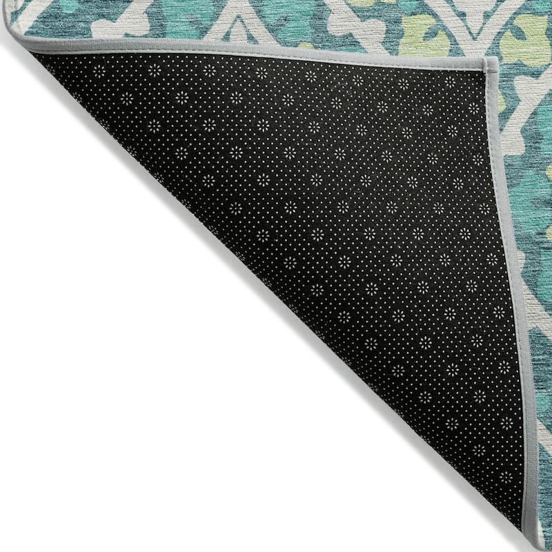 HomeRoots Floral Transitional Rectangle Outdoor Rug