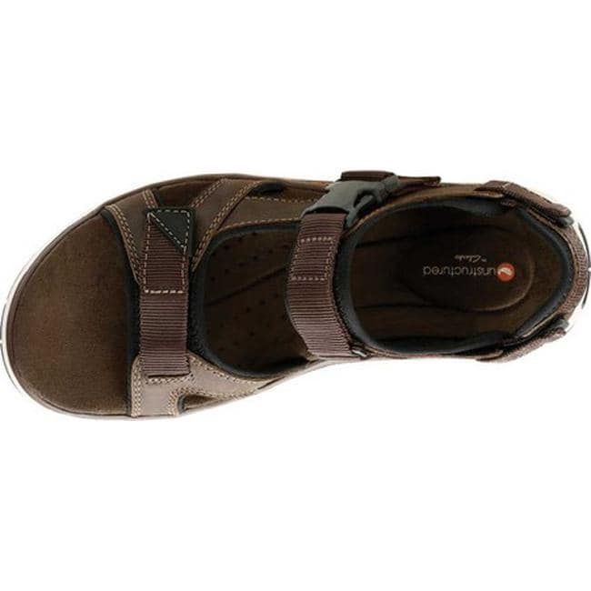 un trek bar sandals