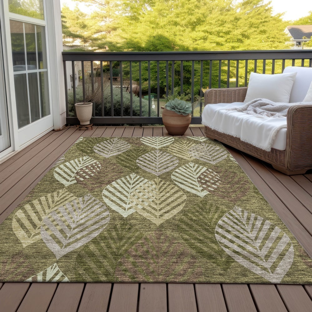 Machine Washable Indoor/ Outdoor Chantille Casual Palm Leaf Rug