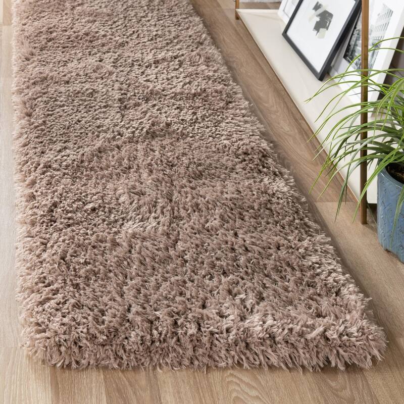 Shag Arum Shag Collection Area Rug - 2'7"x13' - Khaki