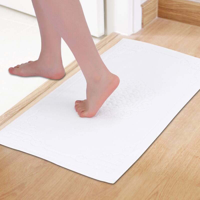 Cotton Rug Bath Mats, Absorbent and Shower Bathroom Floor Towel - White