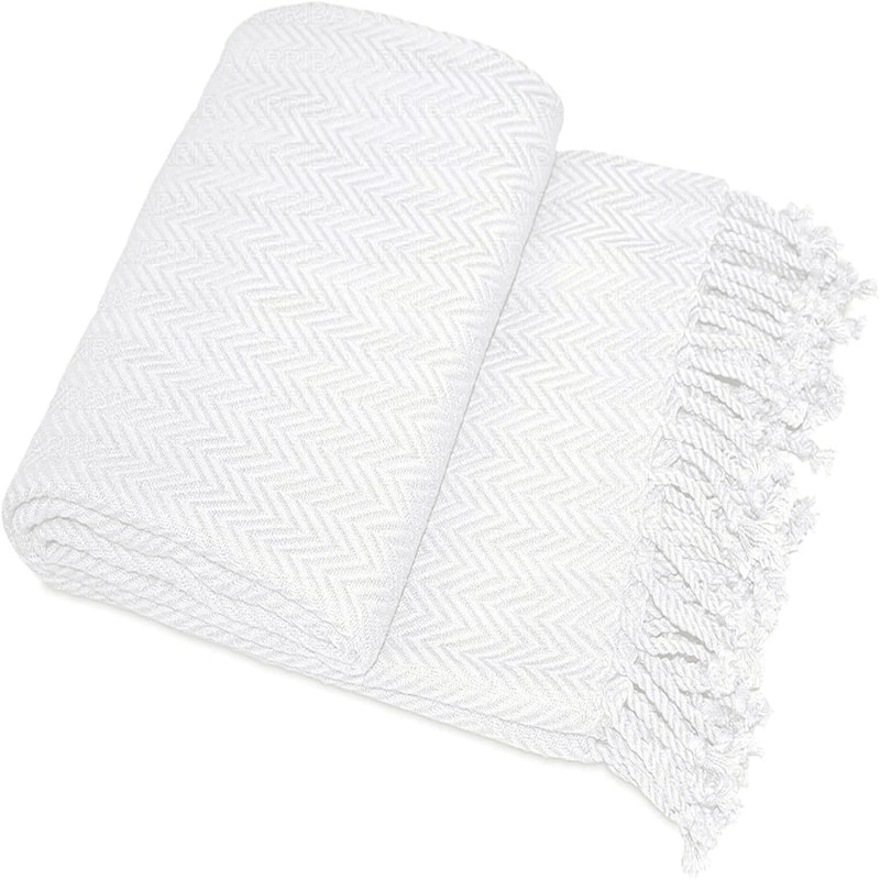 100% Ring Spun Cotton Chevron Throws Blankets Hand Woven with Fringe Super Soft 50''x60'' - Off-White
