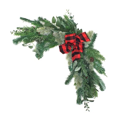 National Tree Company 2 ft Mixed Pine and Bow Christmas Corner Swags - 2 ft
