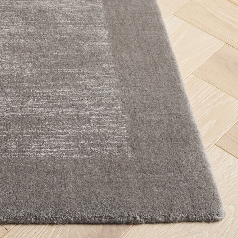 SAFAVIEH Handmade Mirage Efthalia Wool Rug