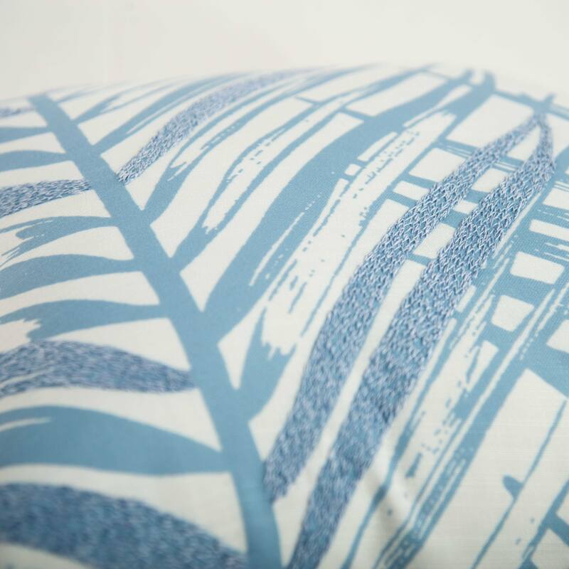 Rizzy Collection Modern Botanical Throw Pillow