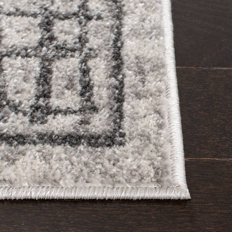 SAFAVIEH Adirondack Zoltanne Grid Distressed Rug