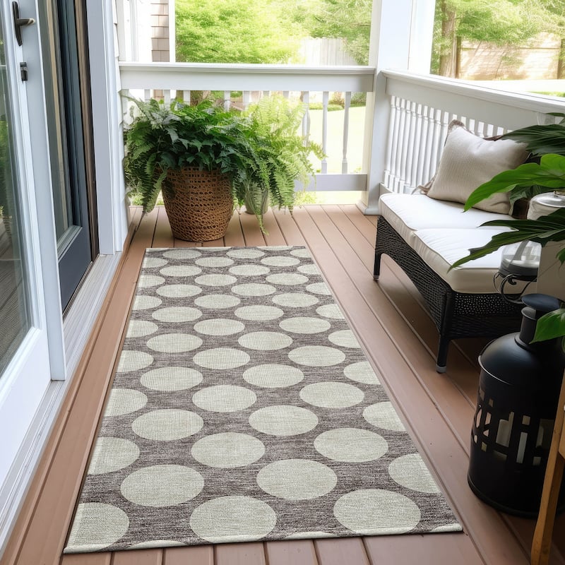 Machine Washable Indoor/ Outdoor Chantille Modern Dots Rug - Taupe - 2'3" x 7'6"