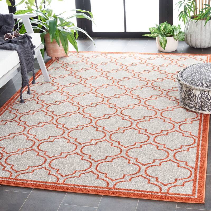 SAFAVIEH, Amherst Doraline Modern Rug