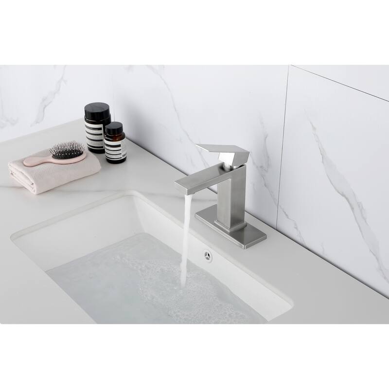 Single Handle Bathroom Sink Faucet with Pop-Up Drain (with Overflow)
