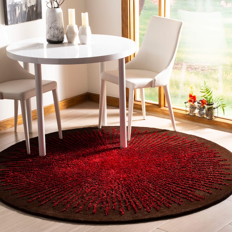 SAFAVIEH Handmade Soho Marsilia Burst New Zealand Wool Rug - 4' Round - Brown/Red - Round