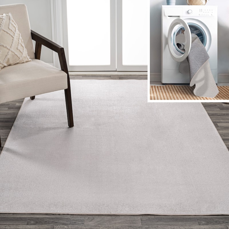 JONATHAN Y Fawning Classic Solid Low-Pile Machine-Washable Terra Area Rug